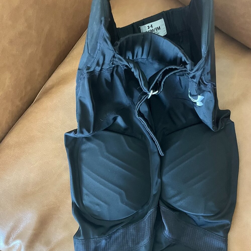 Youth fitted football pads